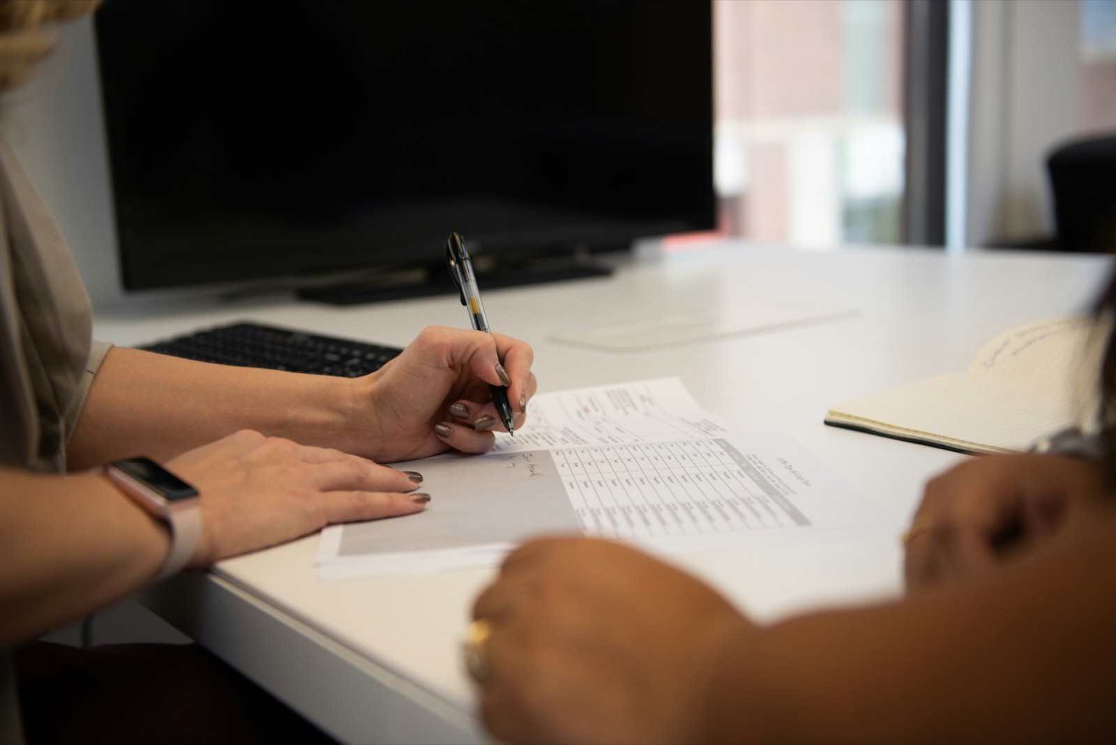 What Is an Independent Insurance Agency? (And Why It Pays Off in Huntsville)